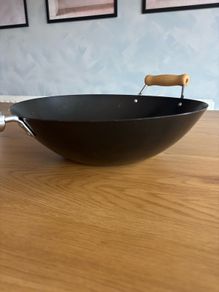 Wok & Stir Fry Pan