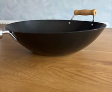 Wok & Stir Fry Pan