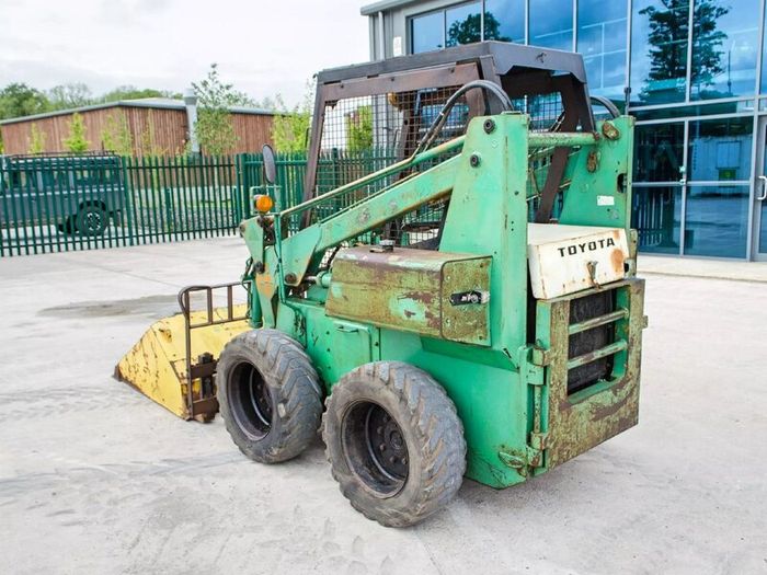 Toyota SDK8 diesel skid steer loader