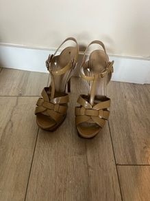 Saint Laurent platform sandals. Size 39