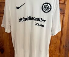 Eintracht Frankfurt 2020 away jersey