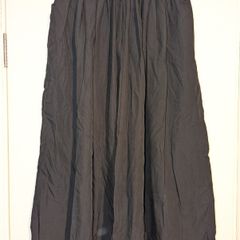 Beautiful black midaxi skirt