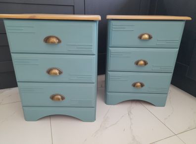 Bedside lockers