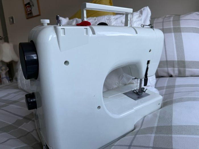 Electric Sewing Machine