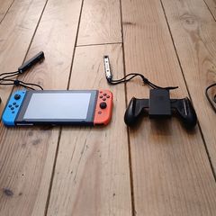 Nintendo  switch 1 with carrier case