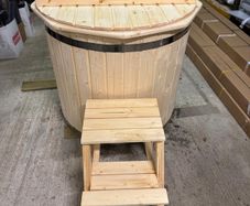 Cold tub