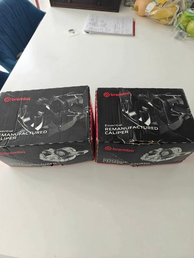 Brembo F61256 F61257 Front Calipers Citroen DS5 Peugeot - New Pair