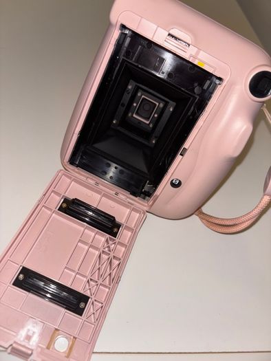 polaroid camera