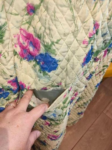 Vintage 50s 60s Yellow floral quilted housecoat