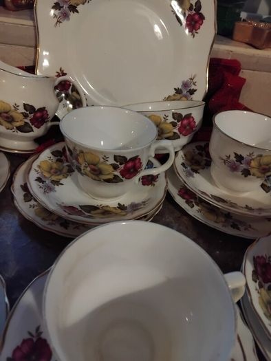 21piece ARKLOW vintage bone china tea set