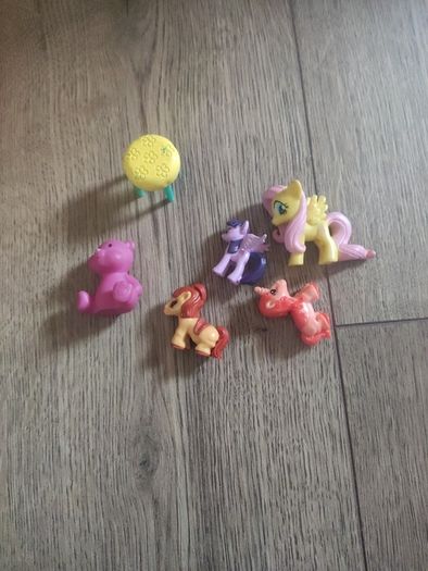 Assorted Girls Mini Toy Bundle