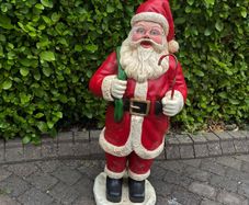 3ft Resin Santa Statue.