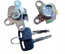 Front Left Right Door Lock Set Toyota Corolla (e11) 97-01 Oe: 69051-12490