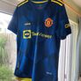 2021/2022 Manchester United Third Shirt / Bruno Fernandes Image 6