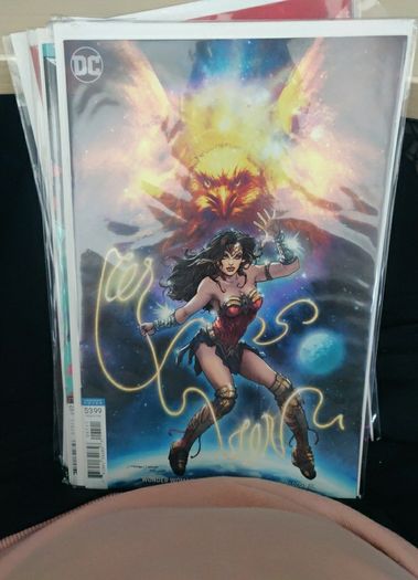 Wonder Woman Frison variants