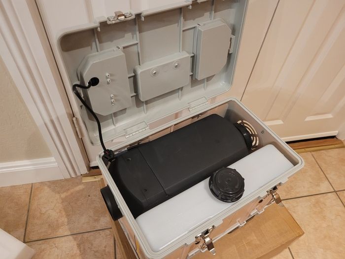 Toolbox style  Diesel / Kerosene Heater with Power Supply, Bluetooth App. Latest 2025/2026 model. Silent Pump.