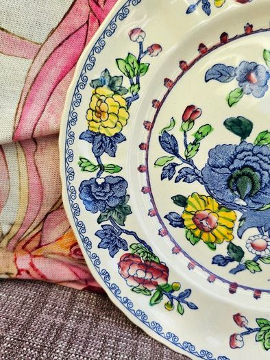 Masons Ironstone China Regency Pattern Dinner Plate C4475 England c.1940 -50