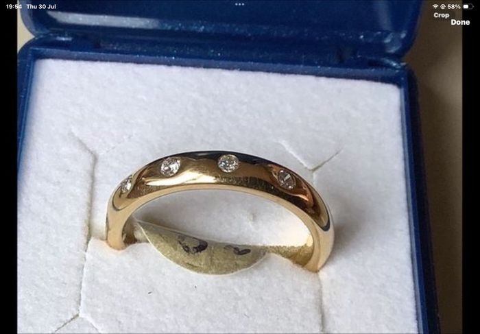 New 18ct Gold Cartier Style Diamond Ring