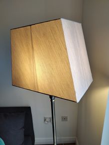 Floor lamp