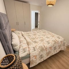 Ottoman King Size Divan Bed with Storage + Mattress, Paid 1,500 EUR, Excellent Condition