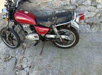 125 gn suzuki 2015 2013 breaking only