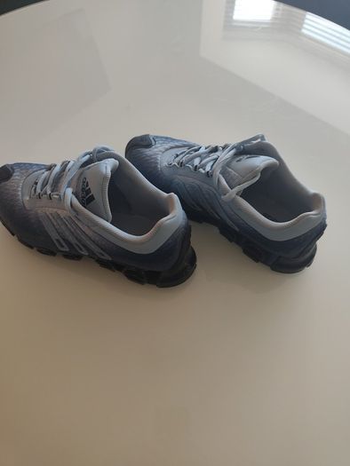 Adidas megaride