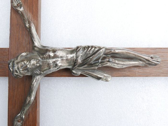 Vintage Wall Hanging Crucifix Wood Cross Heavy Metal Jesus length 12"