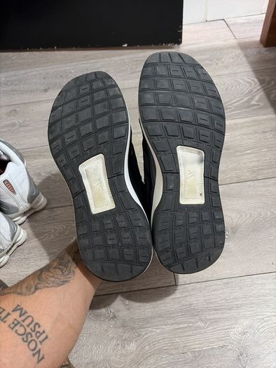 adidas runner UK9,5