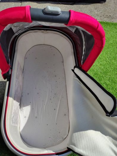 UPPAbaby Vista 2015 Bassinet & wooden stand