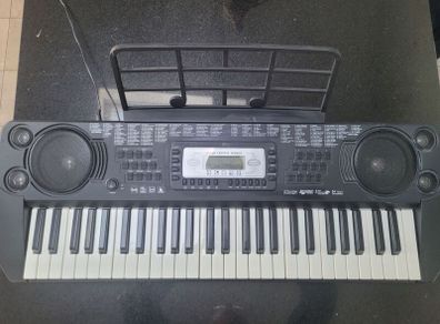 Electronic music keyboard