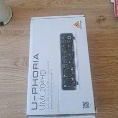 Behringer U-Phoria UMC204HD USB audio interface
