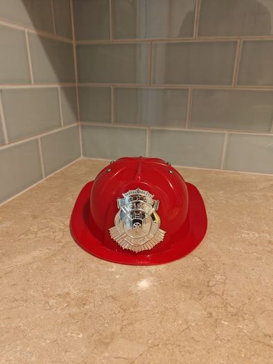 Halloween costume fire fighter 5/6 years old with hat