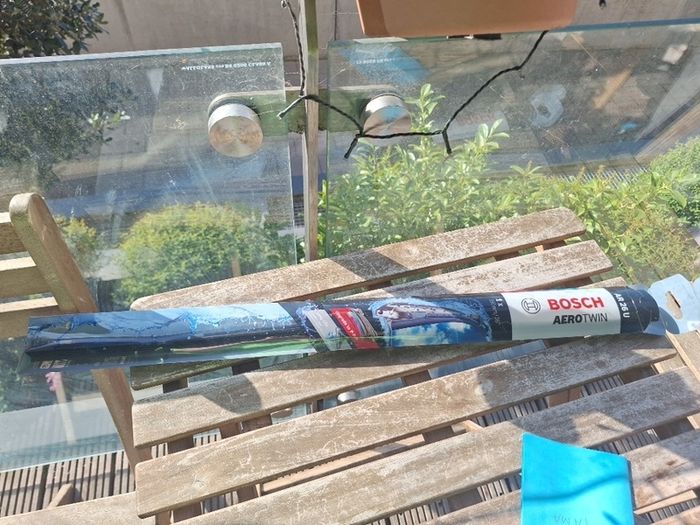 windscreen wiper Bosch aerotwin ar26u