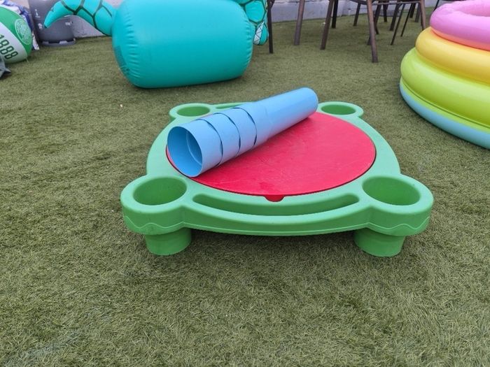 Sand & water table with cover