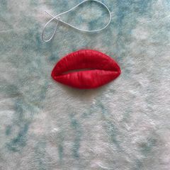 Halloween accessories-red lips