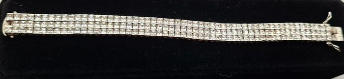 Vintage sterling silver tennis bracelet