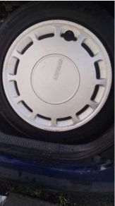 1 x Nissan Bluebird 14'' Hubcap Wheel Trim