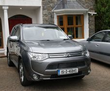 Mitsubishi Outlander 2015