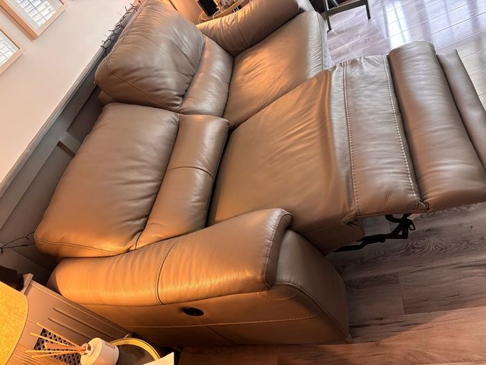 Electric Recliner sofa, Grey leather with USB ports