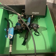 Hope v4 brake With bleed kit