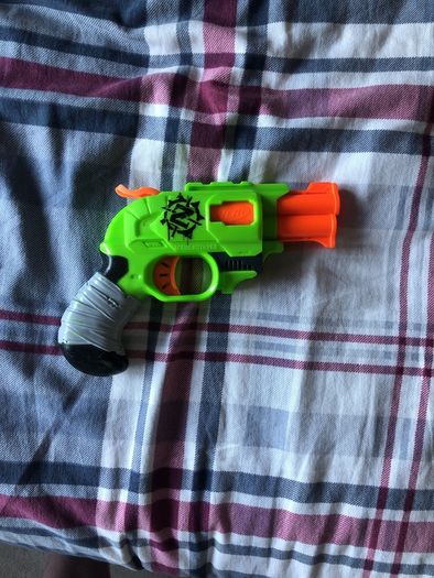 Lot of three nerf guns