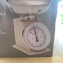kitchen scale Image 2