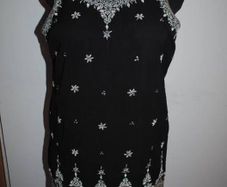 Stunning black embroidered tunic size UK10 EU38 Postage included