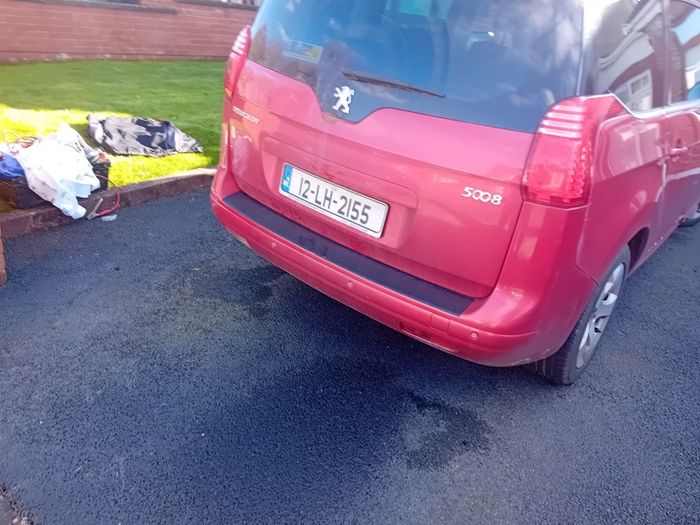 2012 Peugeot 5008
