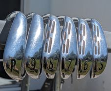 Wilson C300 forged irons 5-PW Stiff