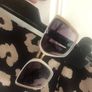 ladies skirt & free sunglasses Image 6