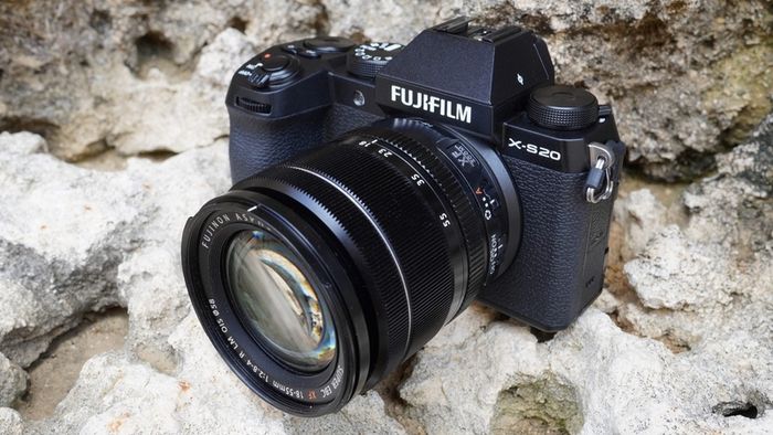 Fuji X-S20 camera (body only)