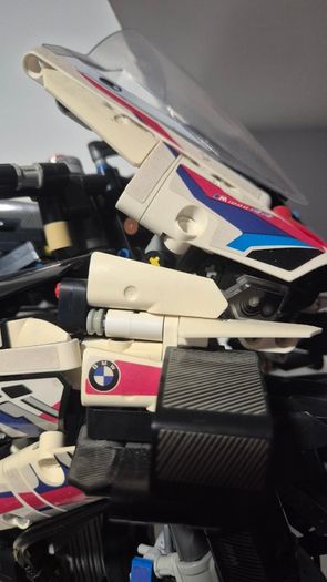 Lego Technic BMW M 1000 RR