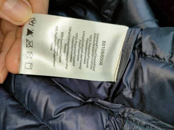 Beaumont Amsterdam ladies down light weight puffer jacket  Size Small 38 EU Full zip 2 zip pockets  Great winter jacket  Measurements in the photos