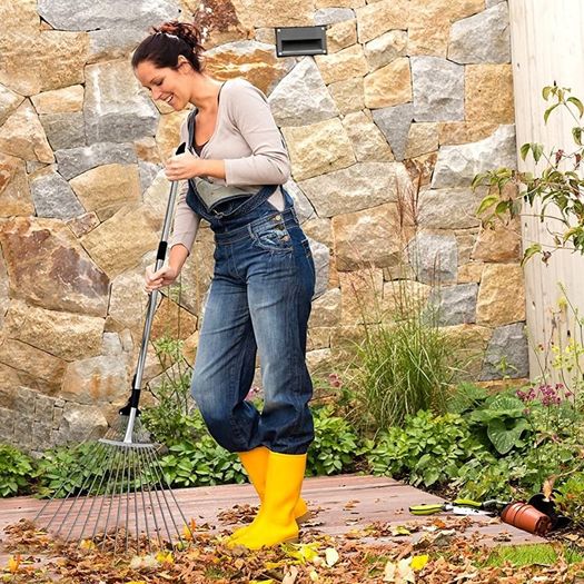 Telescopic Metal Rake, 160 cm long, Adjustable Folding Leaves Rake for Quick Clean Up of Lawn and Yard, Garden Leaf Rake, Expanding Handle with Adjustable (FREE SHIPPING)